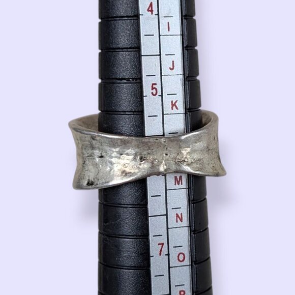 (2/$20) V. Chunky Distressed Silver Tone Ring - Picture 6 of 6